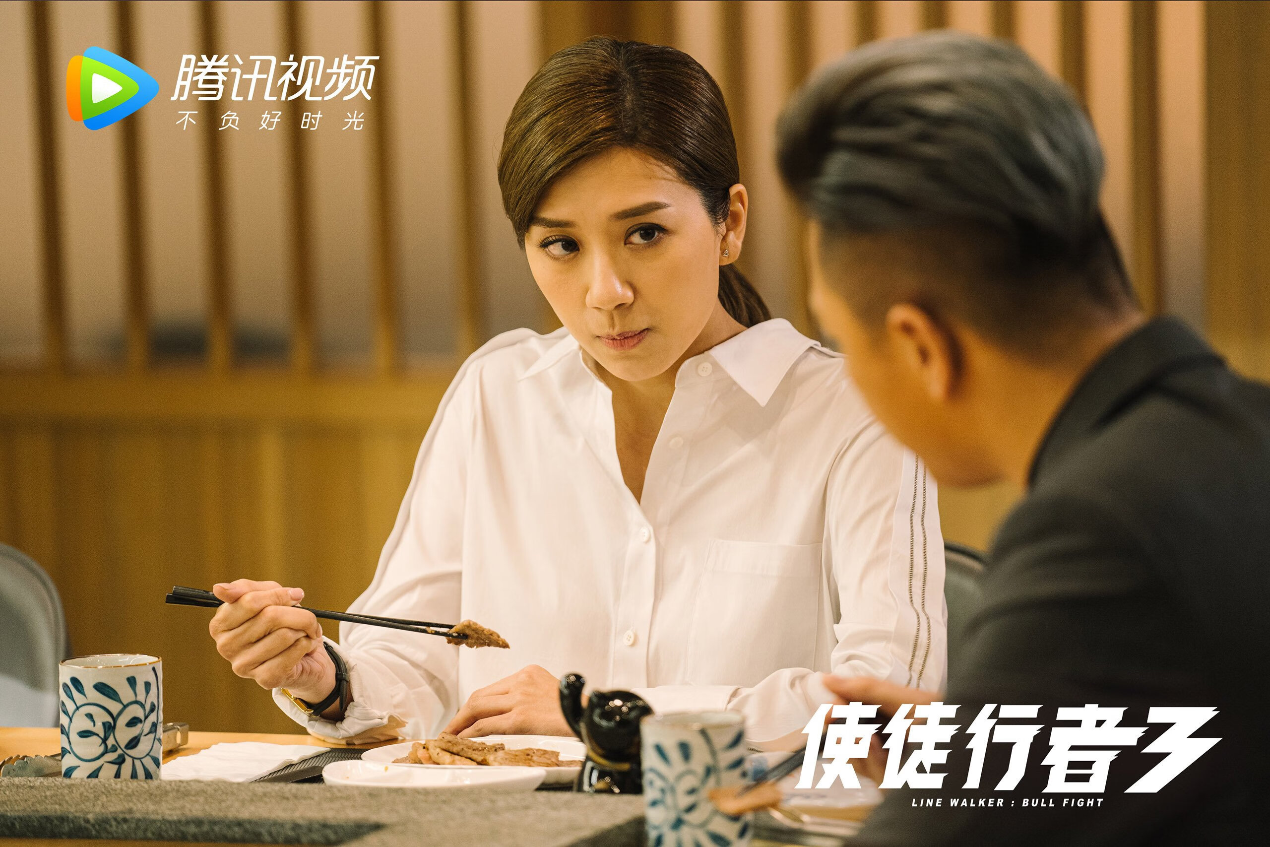 开云官网首页-利物浦高压逼抢实体阵容，逆转胜局，官方_利物浦压哨连签两大中卫 白菜价补强